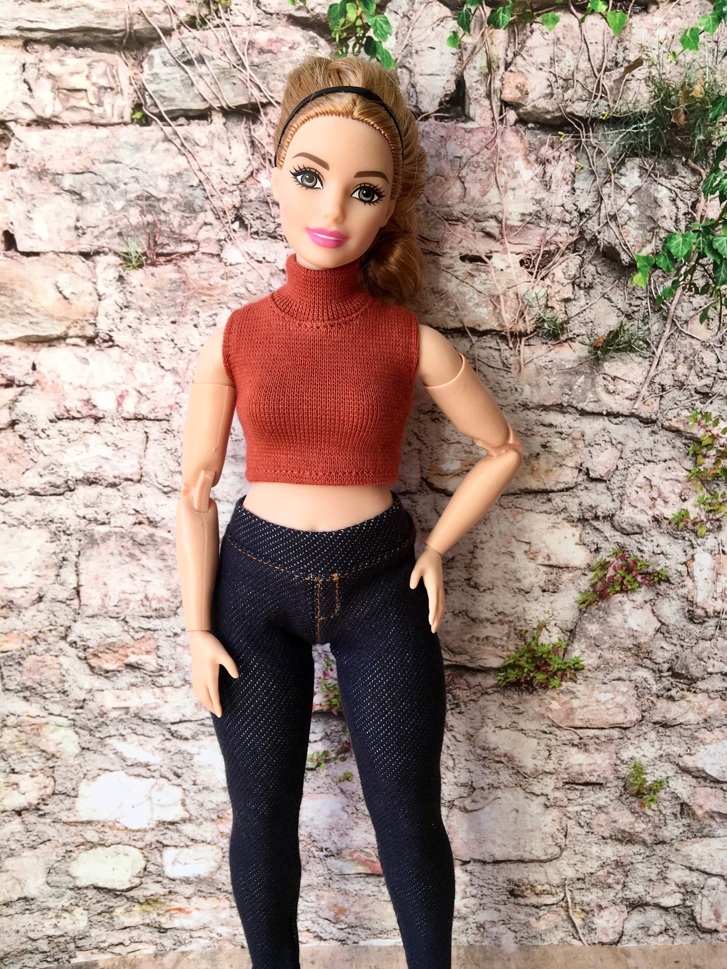 BQ-CHIC – Turtleneck Crop Top for 11" 1/6 Scale Curvy Fashion Dolls (Multiple Colors)