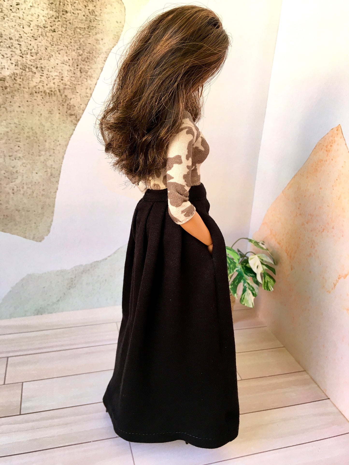 BQ-VELORA – Pleated Maxi Skirt with Side Pockets for 11" Curvy Fashion Dolls - www.bouutique.com