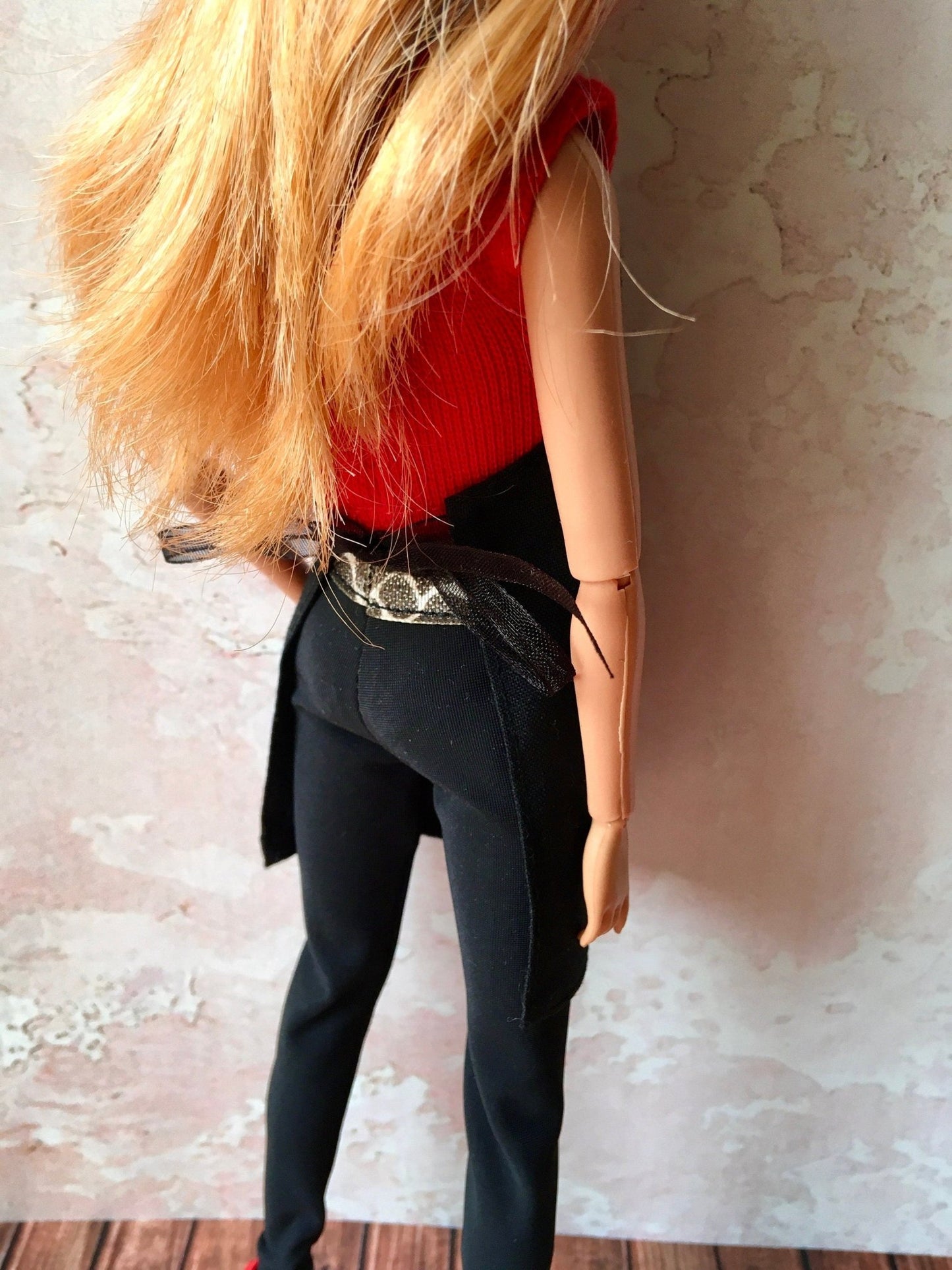 Legacy Kitchen Apron for Dolls 1/6-scale, 11.5 Inch