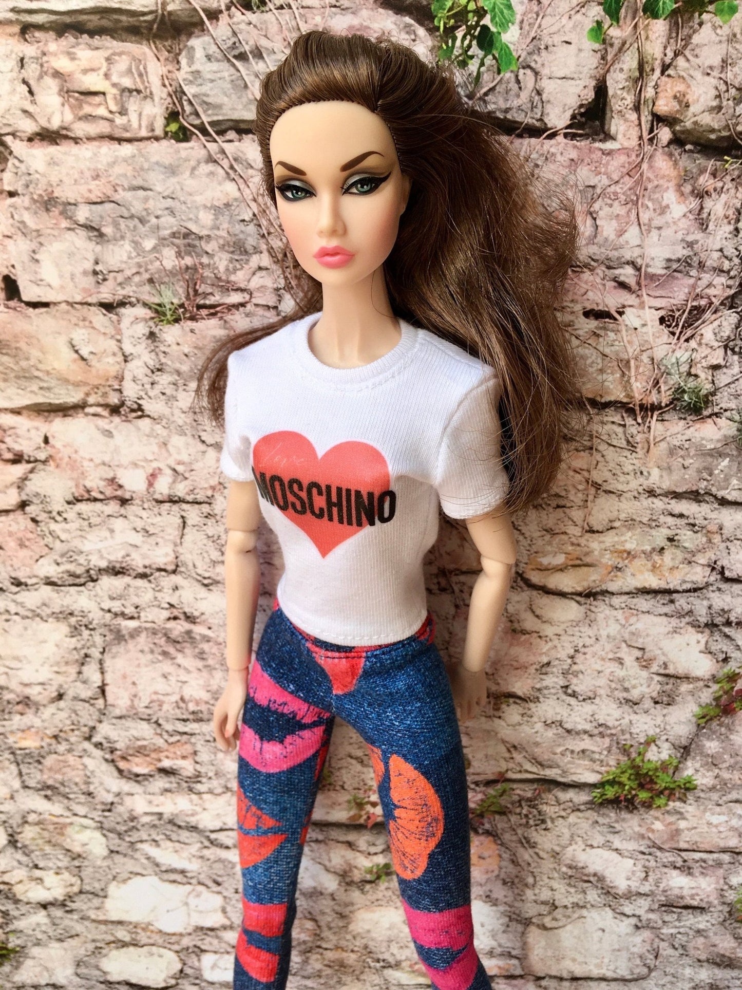 Vital Print T-shirt "Love" Design for Poppy Parker Doll