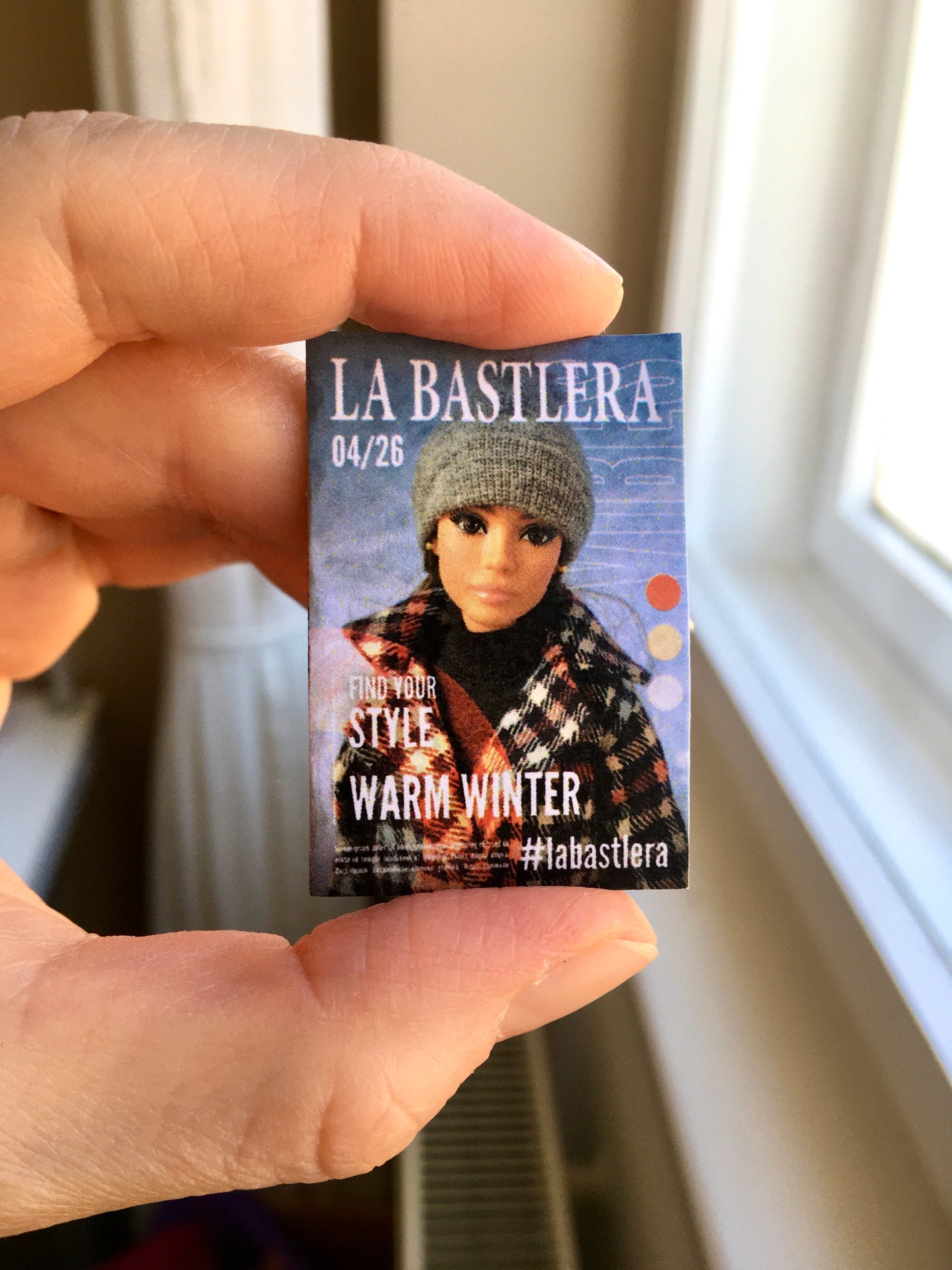 Mini Fashion Magazine for 1/6 Scale Fashion Dolls 11.5", 12"