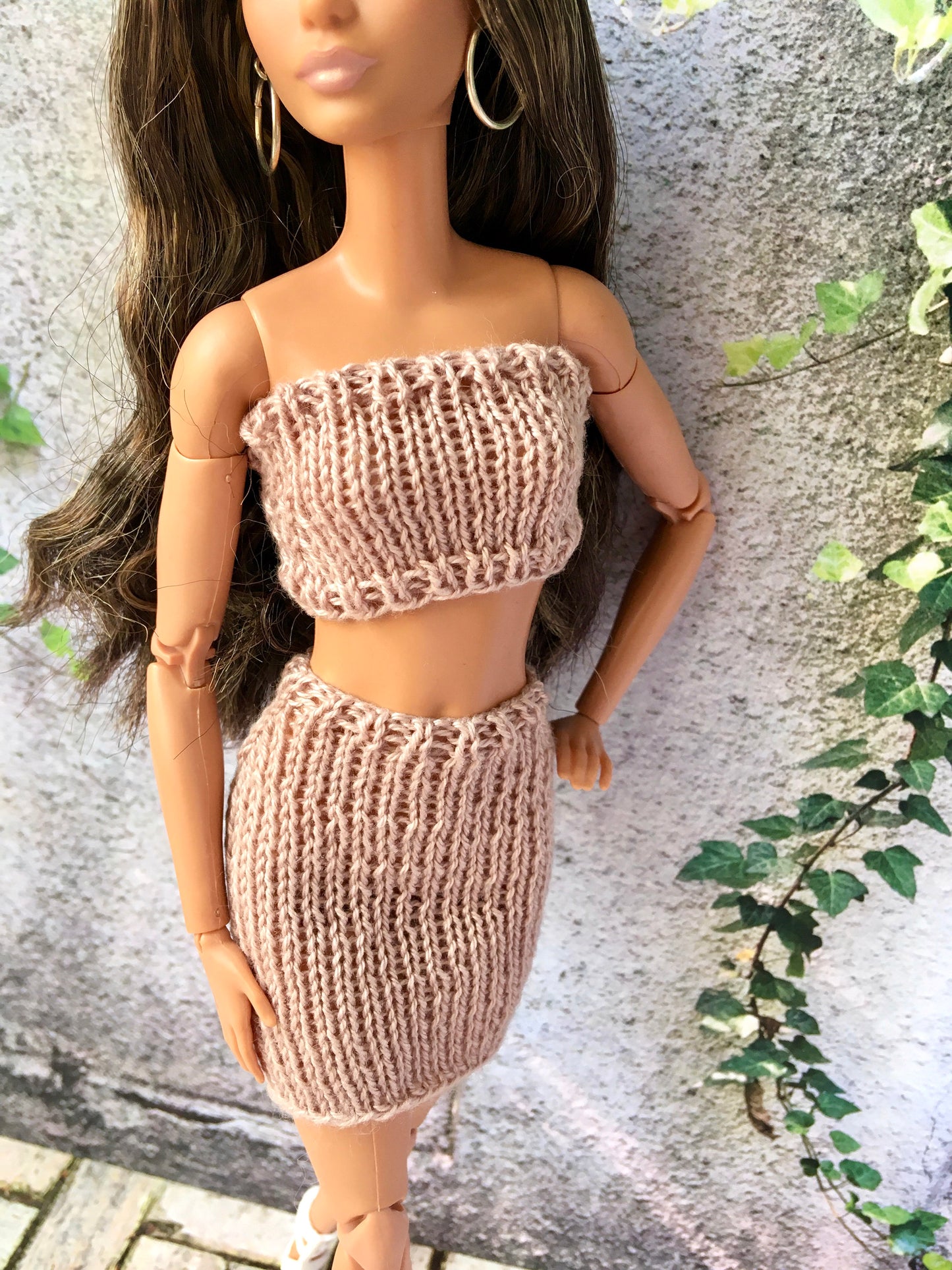 BQ-ARIN – Knitted Top & Skirt Set for 11.5" 1/6 Scale Fashion Dolls - www.bouutique.com