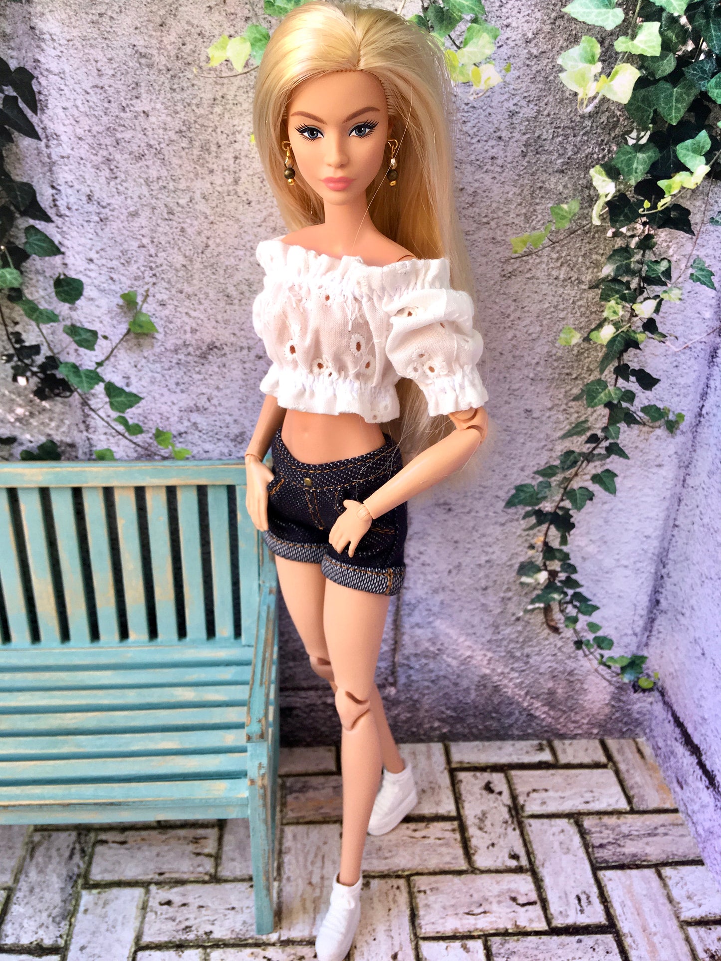 BQ-AYMI – Roll-up Stretch Denim Shorts for 11.5" 1/6 Scale Fashion Dolls - www.bouutique.com