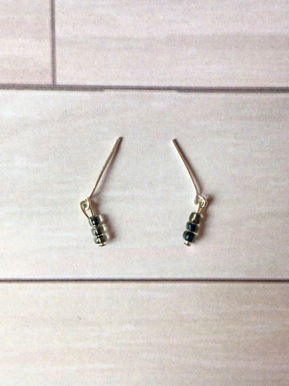 BQ-E22 – Black & White Beaded Earrings for 12" Fashion Dolls