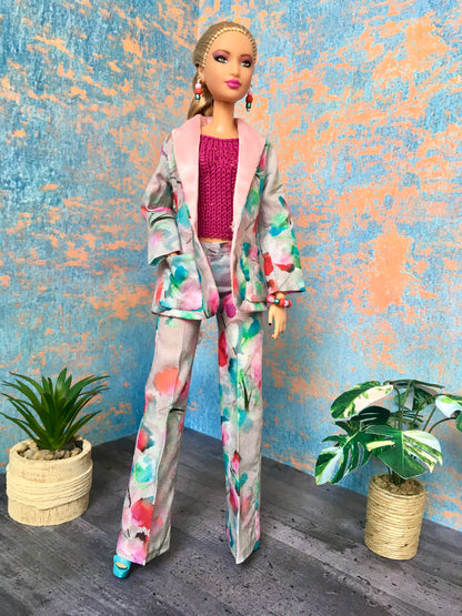 BQ-LAREN – Soft Gray Floral Blazer & Pleated Trousers Set for 11.5" 1/6 Scale Fashion Dolls