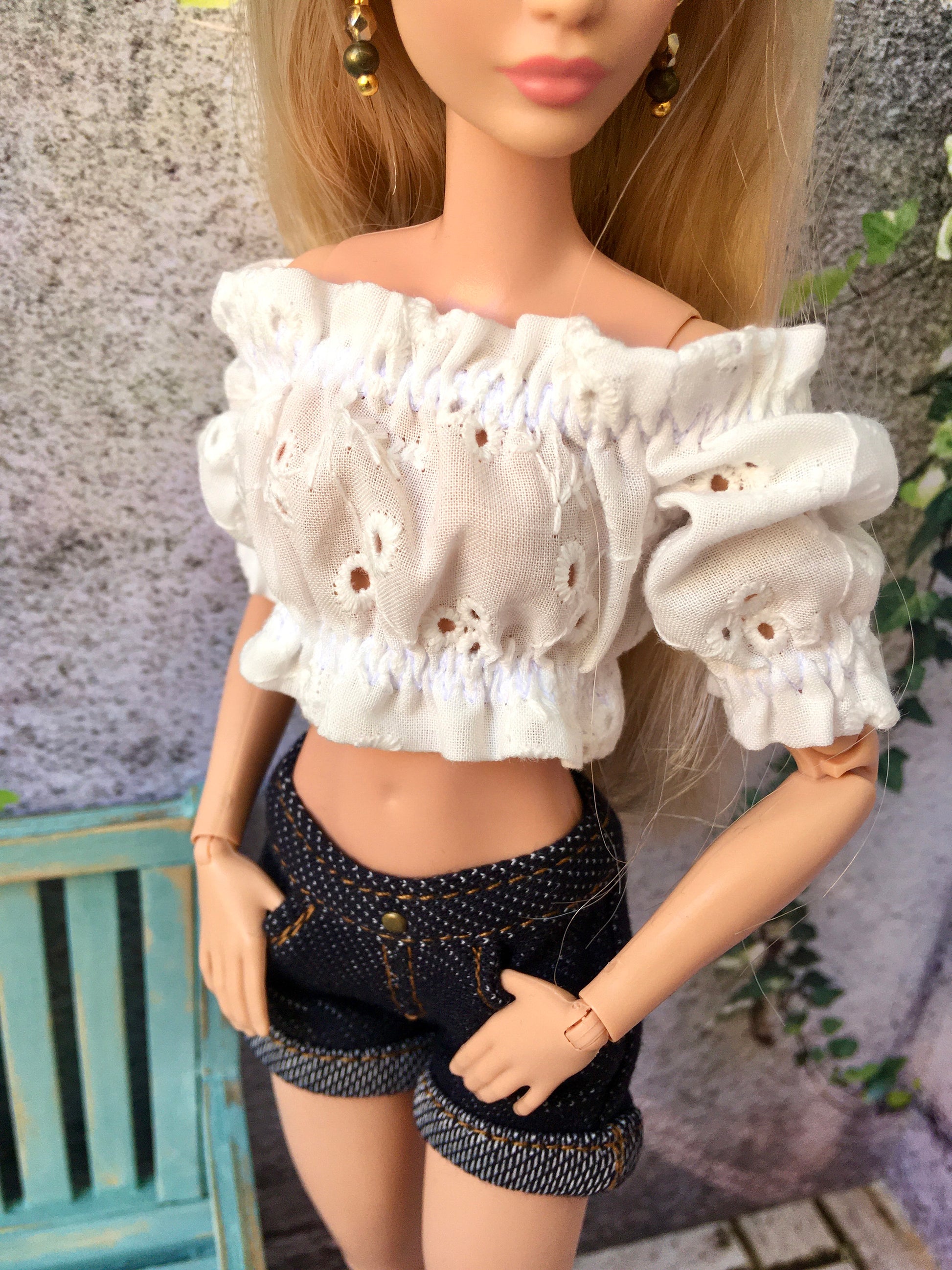 BQ-NELA – Off-Shoulder Ruffle Top for 11.5" 1/6 Scale Fashion Dolls - www.bouutique.com