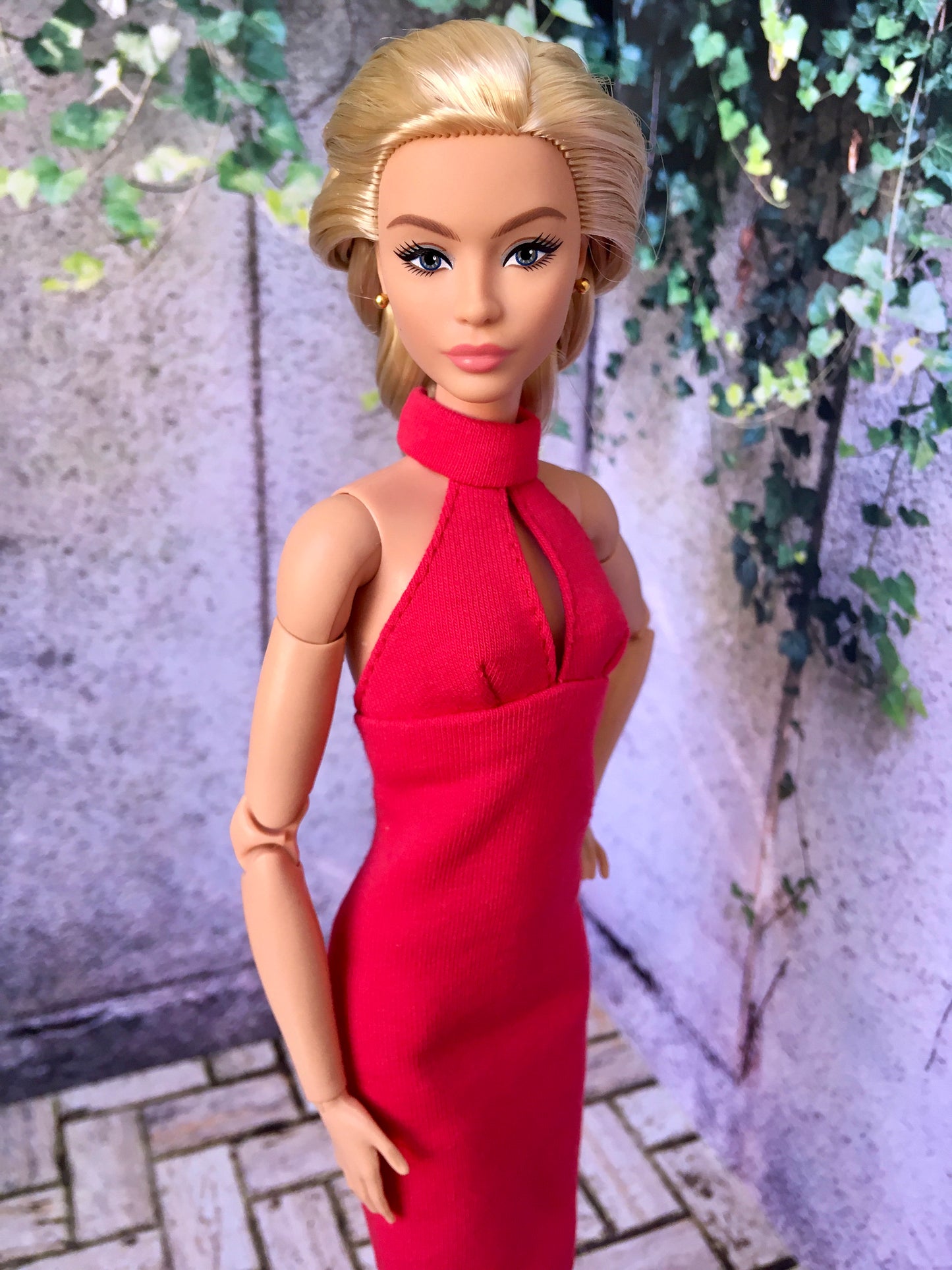 BQ-SCARLET – Bodycon Halter Dress for 11.5" 1/6 Scale Fashion Dolls - www.bouutique.com
