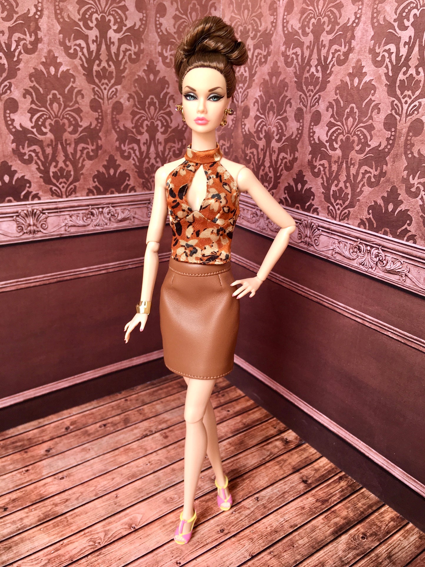 BQ‑SENA – Floral Satin Halter Top for 12" 1/6 Scale Fashion Dolls - www.bouutique.com