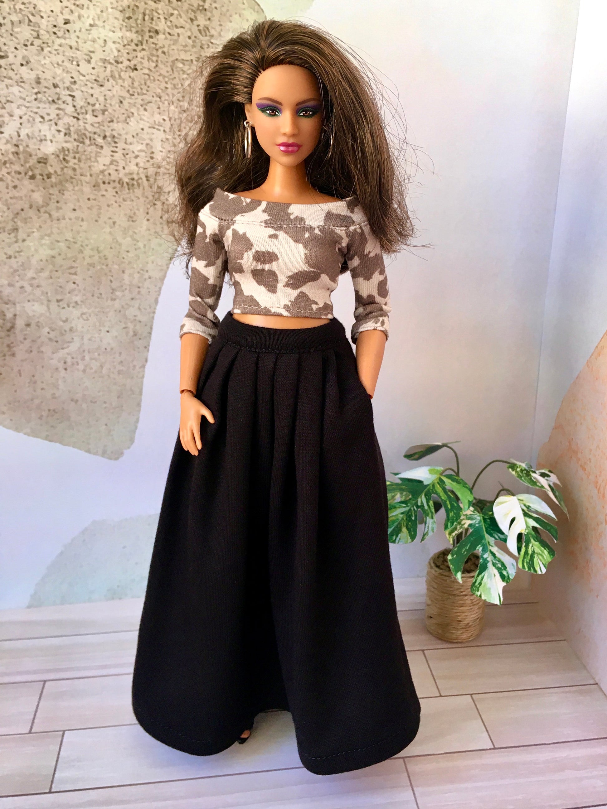 BQ-VELORA – Pleated Maxi Skirt with Side Pockets for 11" Curvy Fashion Dolls - www.bouutique.com