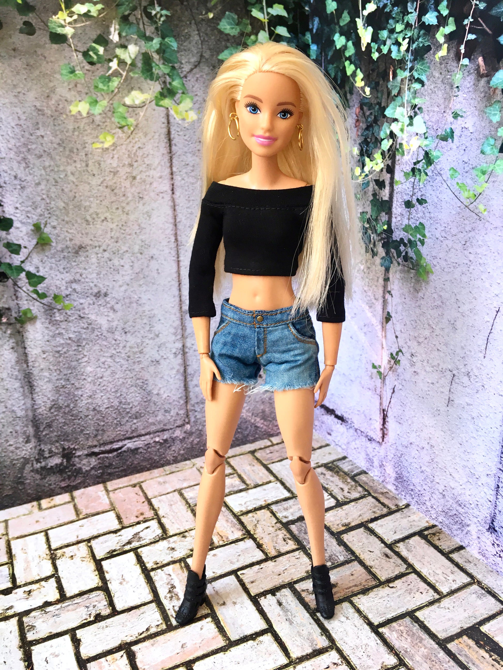 BQ-EBONY – Off-Shoulder Top for 11.5" 1/6 Scale Fashion Dolls - www.bouutique.com