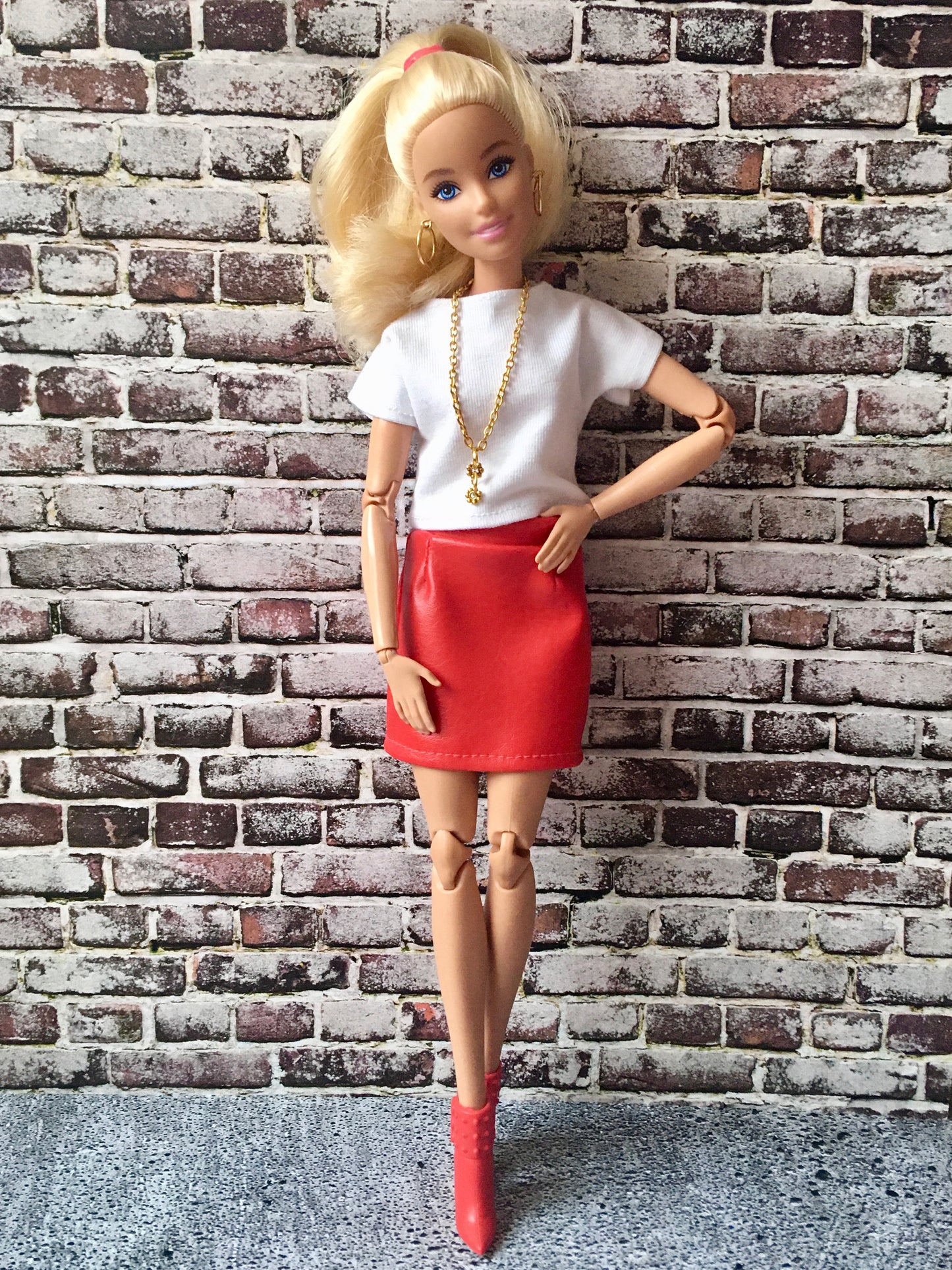 Raven Faux Leather Pencil Skirt for Doll 1/6-scale, 11.5 Inch, 3 colors