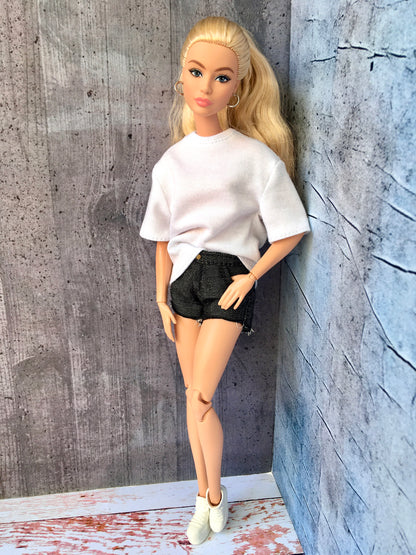 BQ-FLOWY LITE – Oversized Crew-Neck T-shirt for Dolls (11.5") - www.bouutique.com