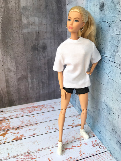 BQ-FLOWY LITE – Oversized Crew-Neck T-shirt for Dolls (11.5") - www.bouutique.com