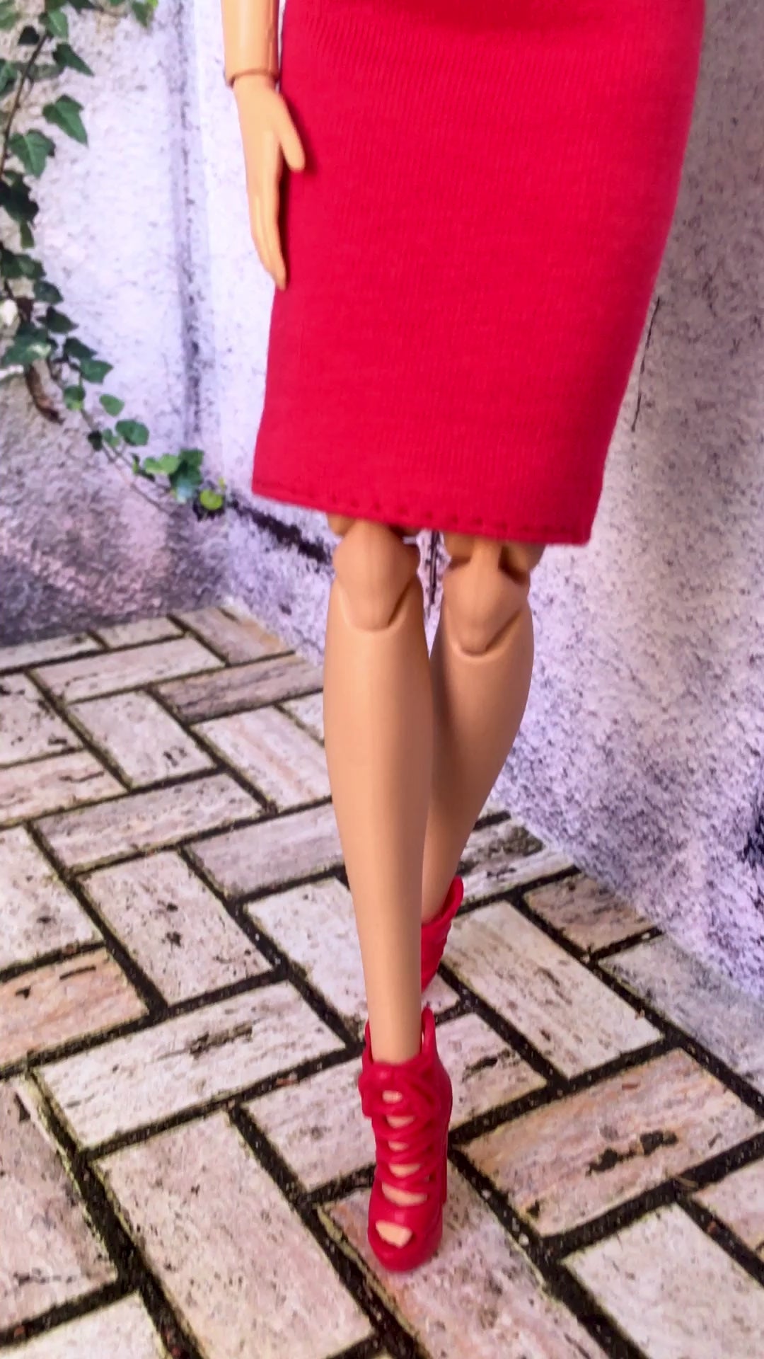 BQ-SCARLET – Bodycon Halter Dress for 11.5" 1/6 Scale Fashion Dolls - www.bouutique.com