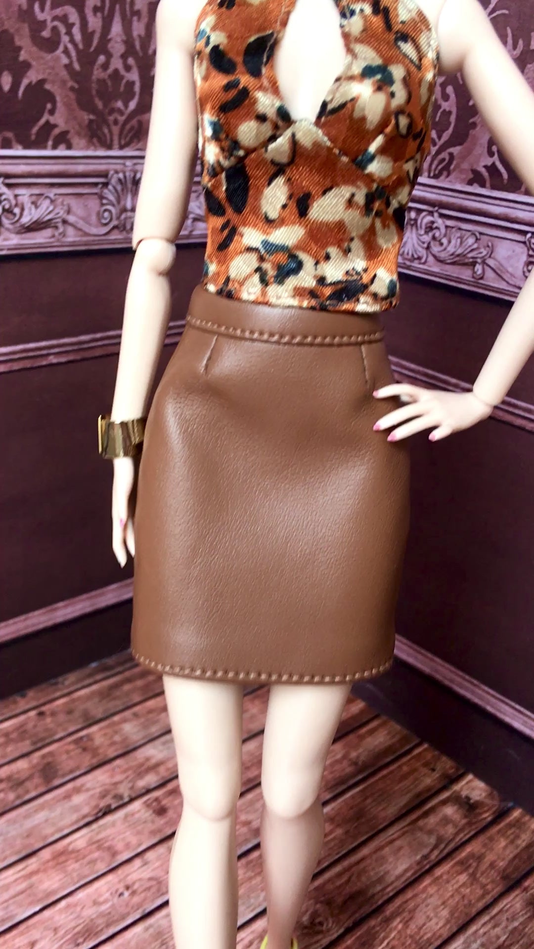 BQ‑SENA – Floral Satin Halter Top for 12" 1/6 Scale Fashion Dolls - www.bouutique.com