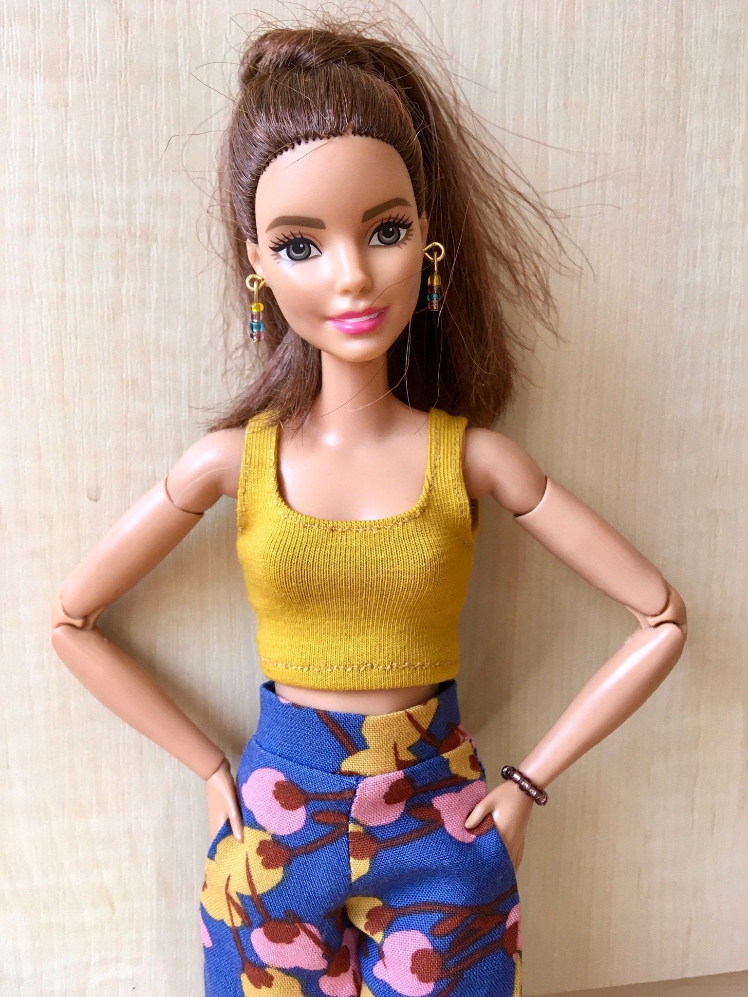 BQ-POWER – Basic Crop Tank Top for 11.5" 1/6 scale Fashion Dolls - www.bouutique.com