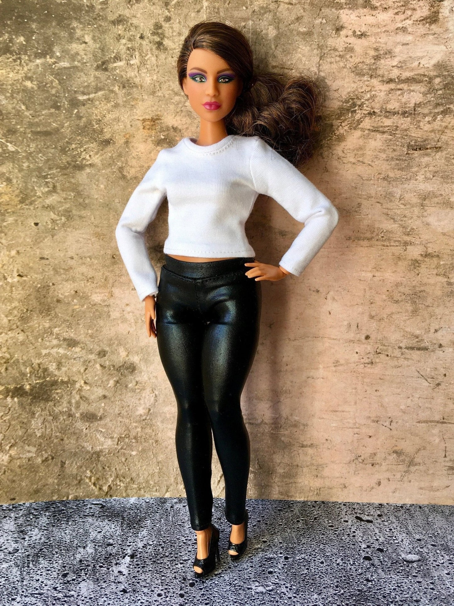 Vital Long Sleeve T-shirt for Curvy Doll 1/6-scale in many colors