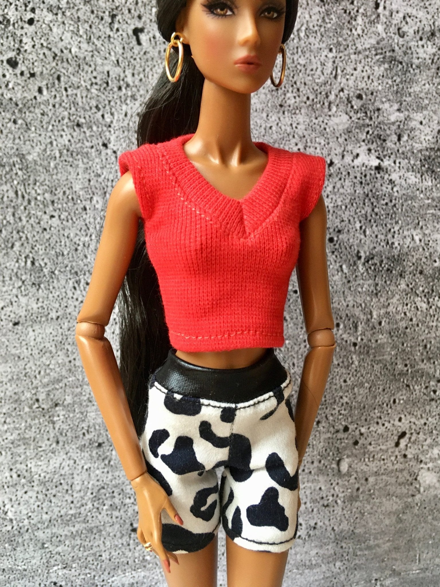 Sleek V-Neck Crop T-shirt for NuFace Integrity Toys Doll 12.5", many colors