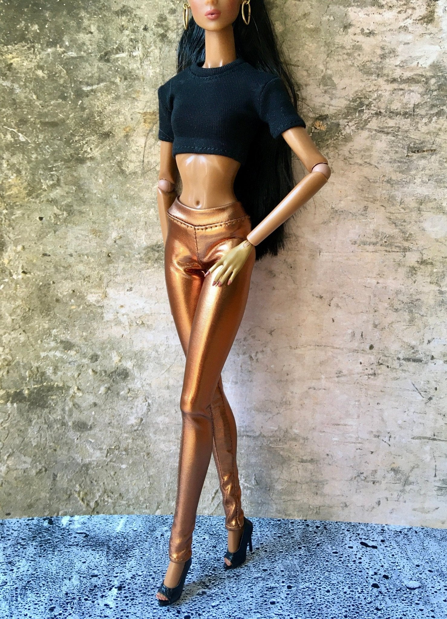 BQ-GLIMMER – Bronze Metallic Leggings for 12.5" 1/6 Scale Fashion Dolls - www.bouutique.com