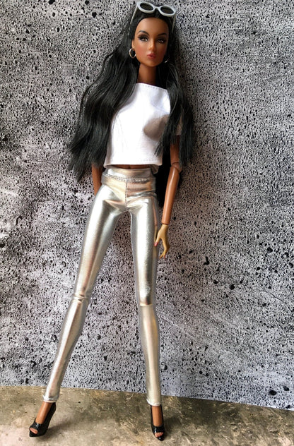 BQ-GLIMMER – Silver Metallic Leggings for 12.5" 1/6 Scale Fashion Dolls - www.bouutique.com