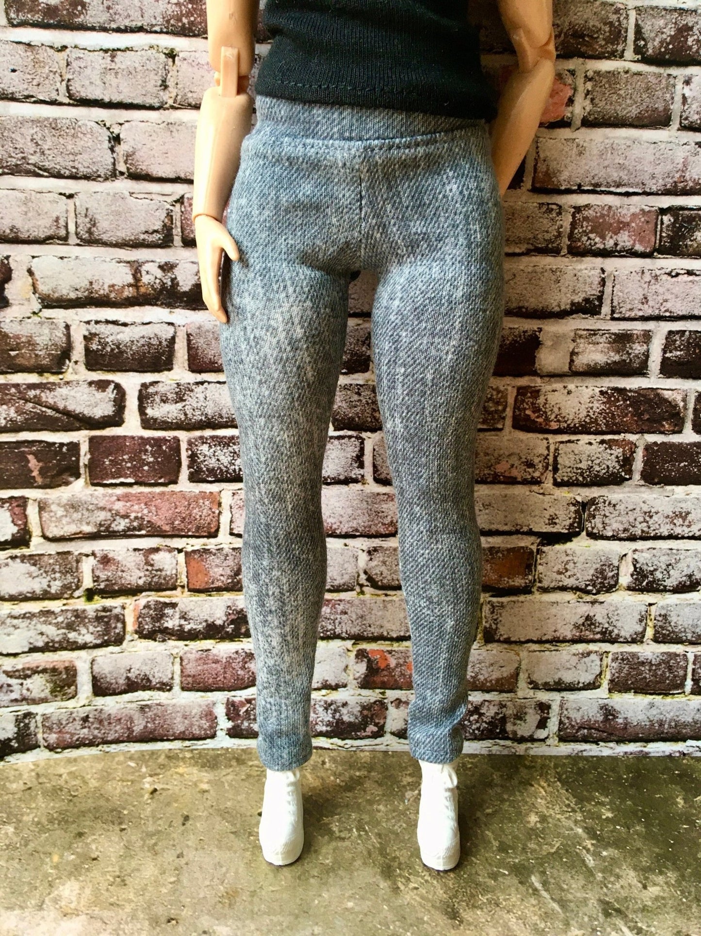 BQ‑SLATE – Gray Jeggings for 11" 1/6 Scale Curvy Fashion Dolls - www.bouutique.com