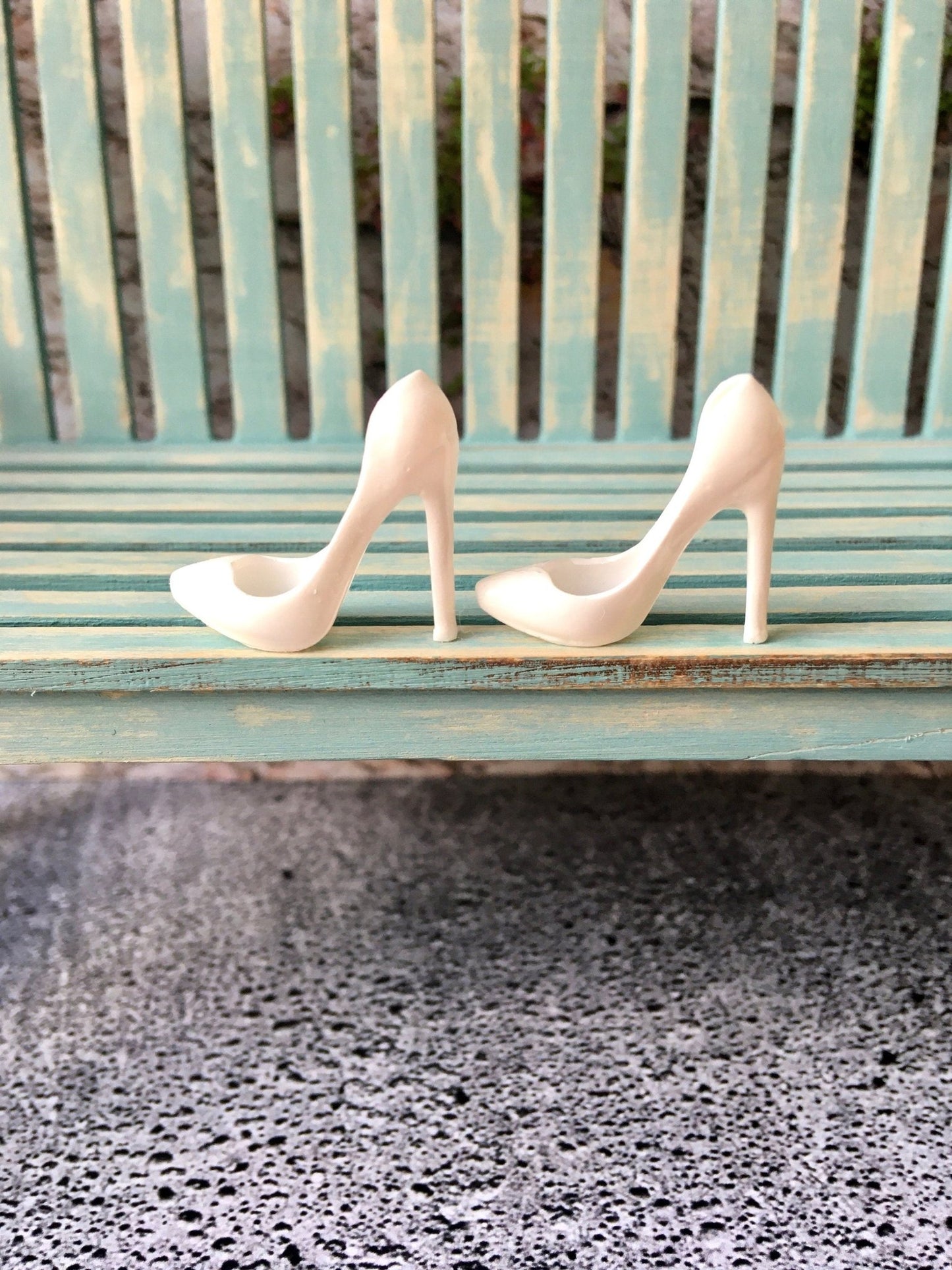 Classic Toe Pumps High Heels in white color for Integrity Toys Doll