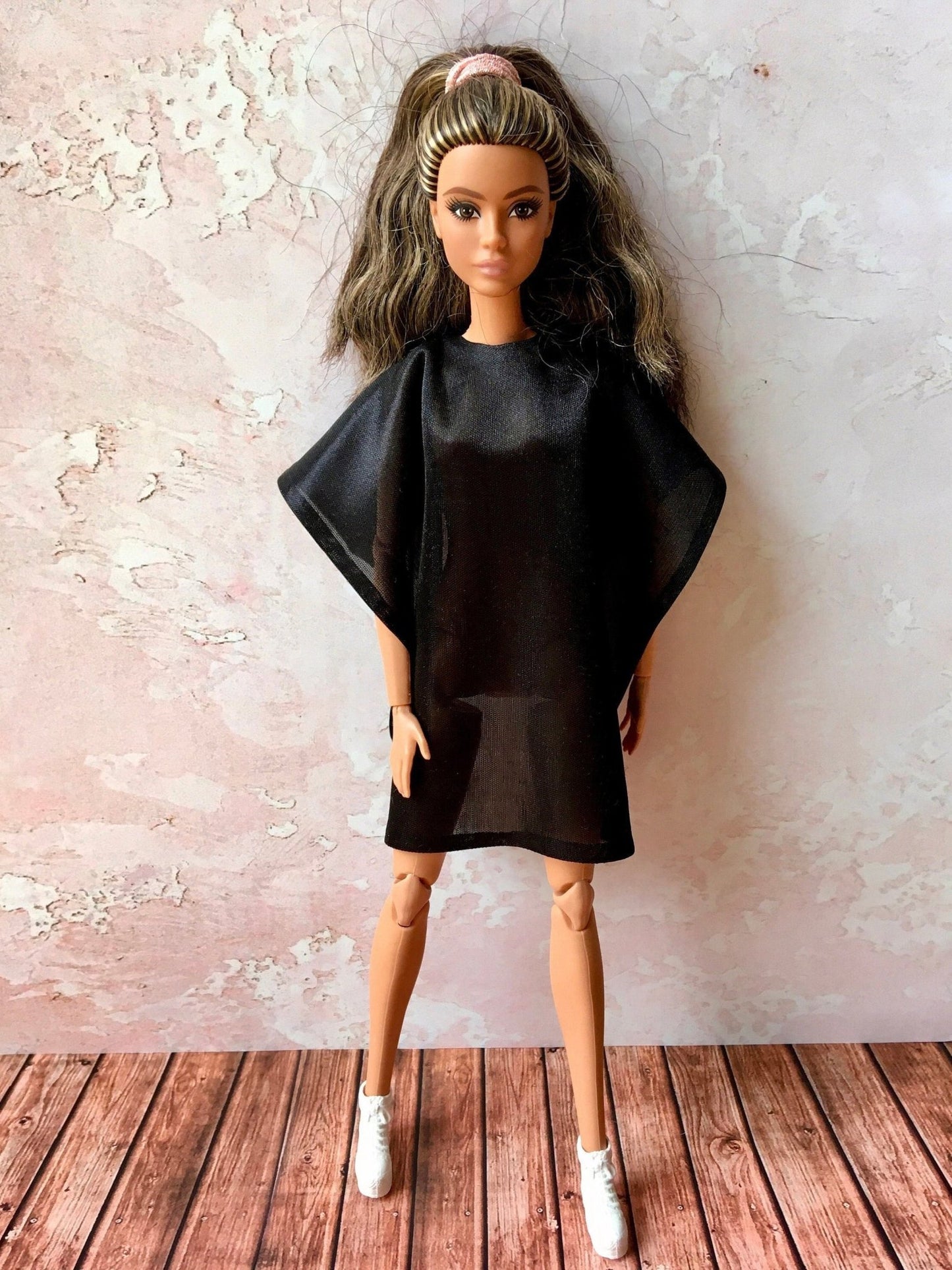 Drape Hairdressing Cape for Doll 1/6-scale, 11.5 Inch