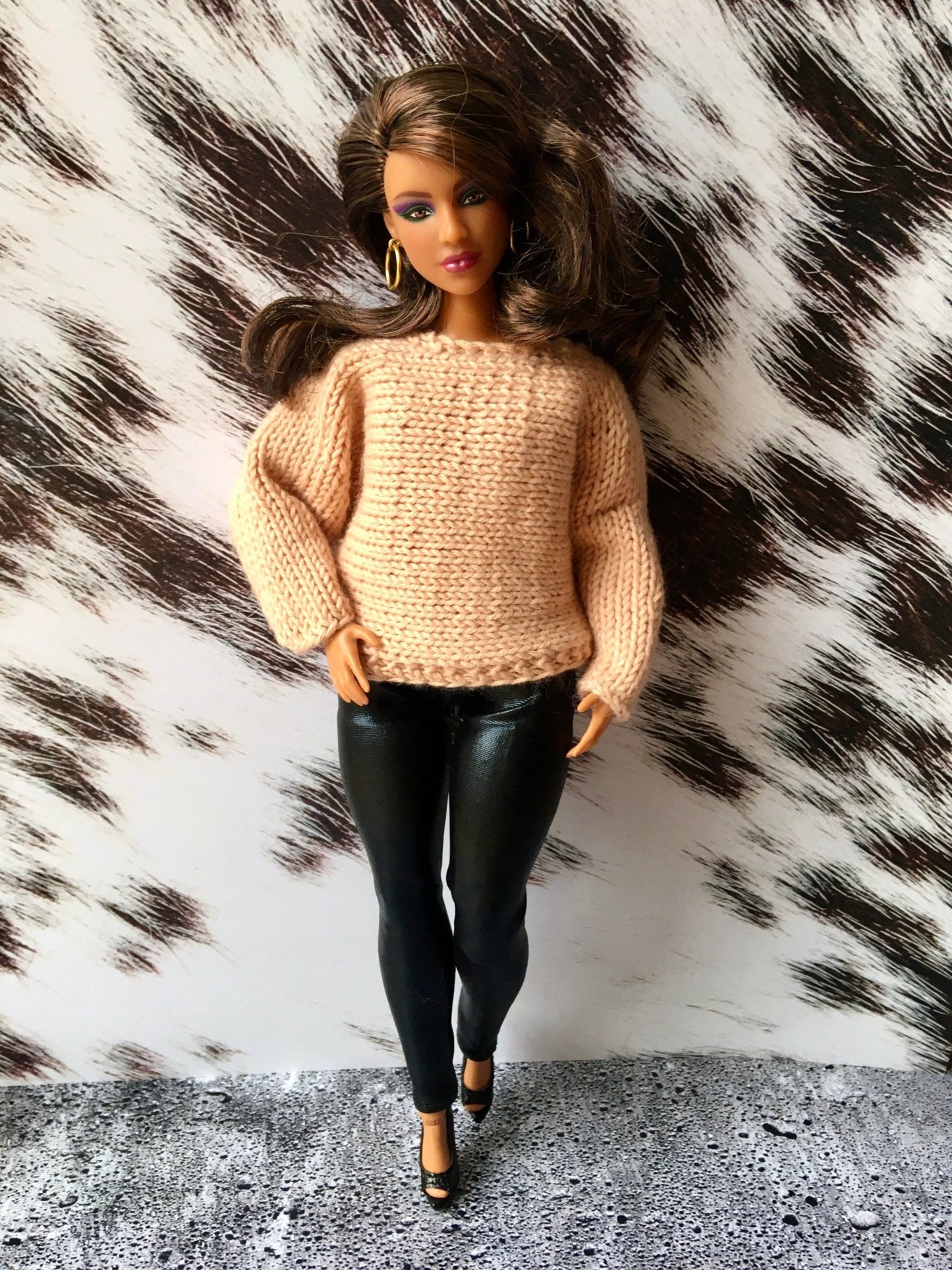 Knit Bat Sleeve Sweater for Curvy Doll 1/6-scale | Knitted Doll Clothes - in 3 colors