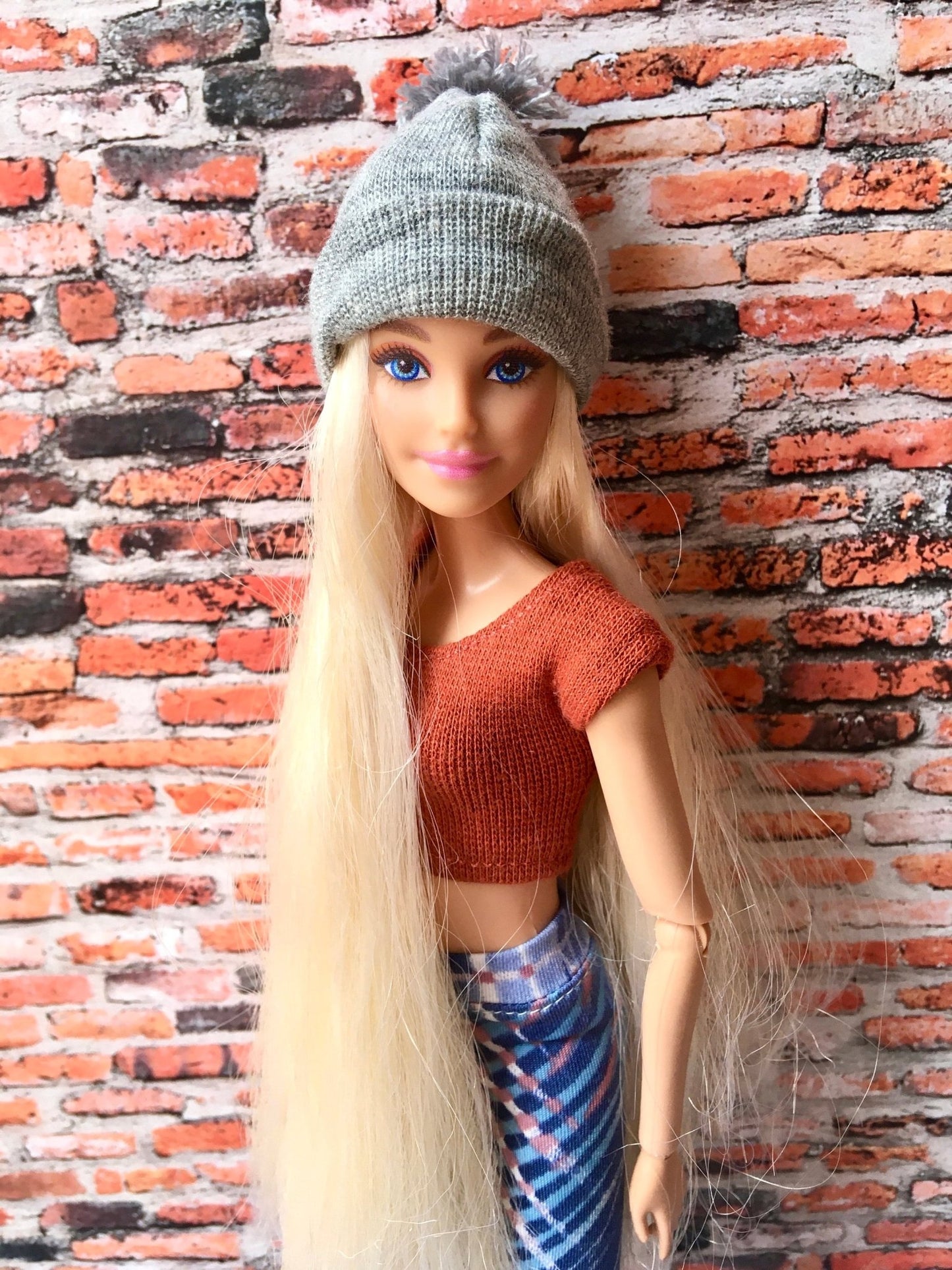 Chill Pom Pom Beanie Cap for Dolls 1/6-scale, Poppy Parker, NuFace, many colors