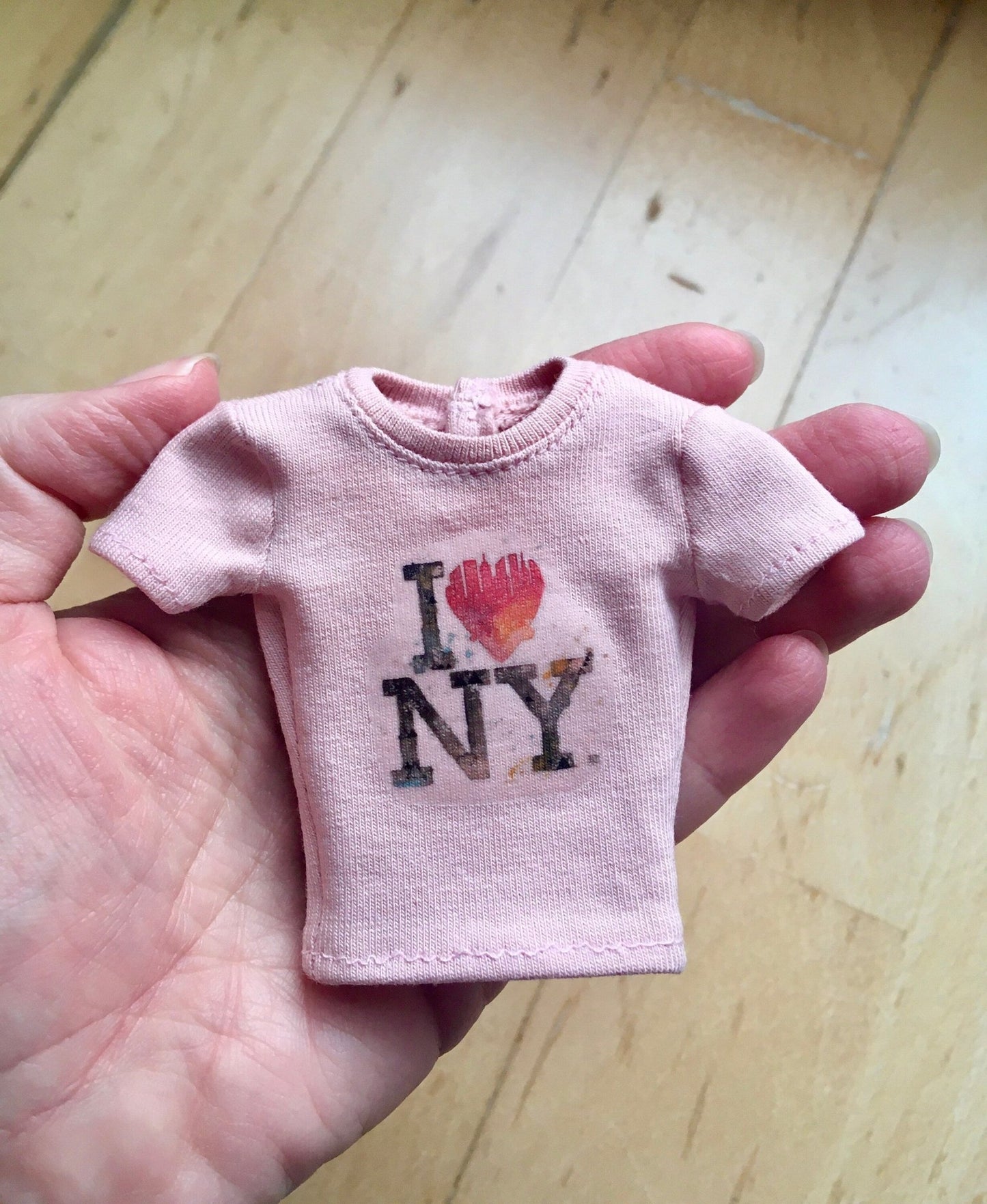 Vital Print T-shirt with "I Love NY" Design for Doll 1/6-scale, 11.5 Inch 