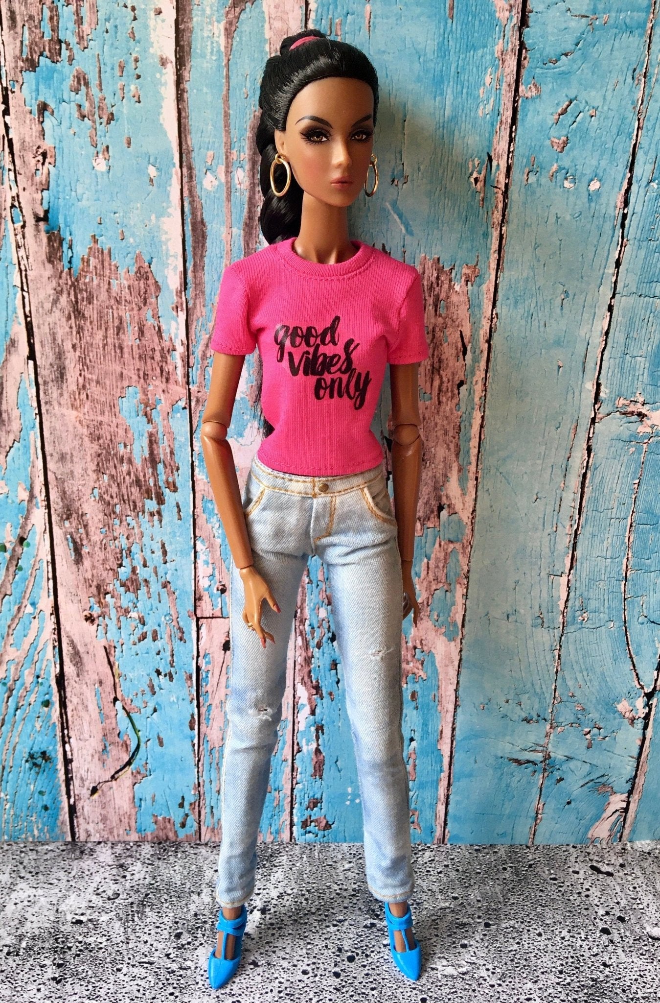 Vital Print T-shirt "good vibes only" Design for NuFace Integrity Toys Doll 12.5"