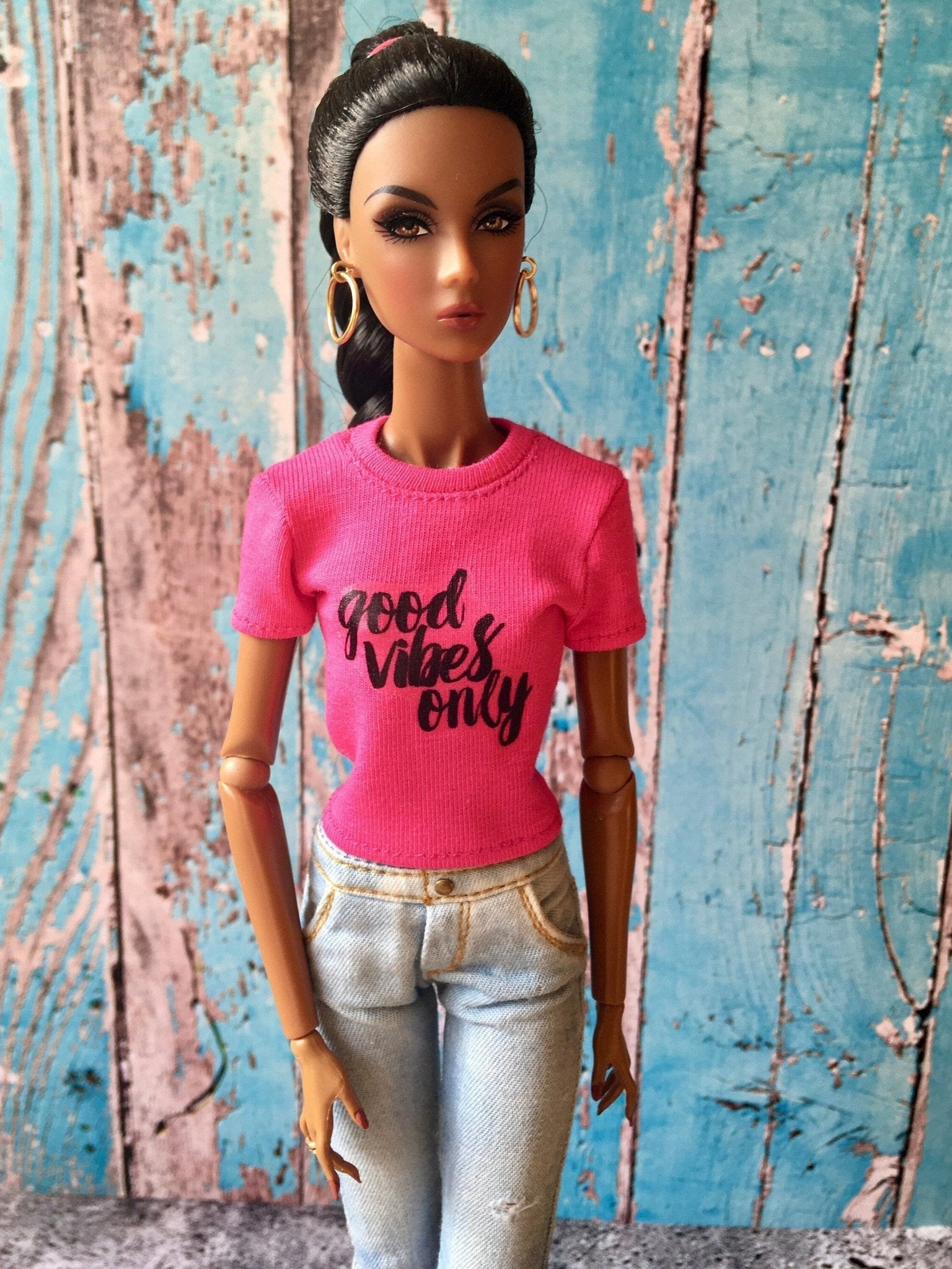 Vital Print T-shirt "good vibes only" Design for NuFace Integrity Toys Doll 12.5"