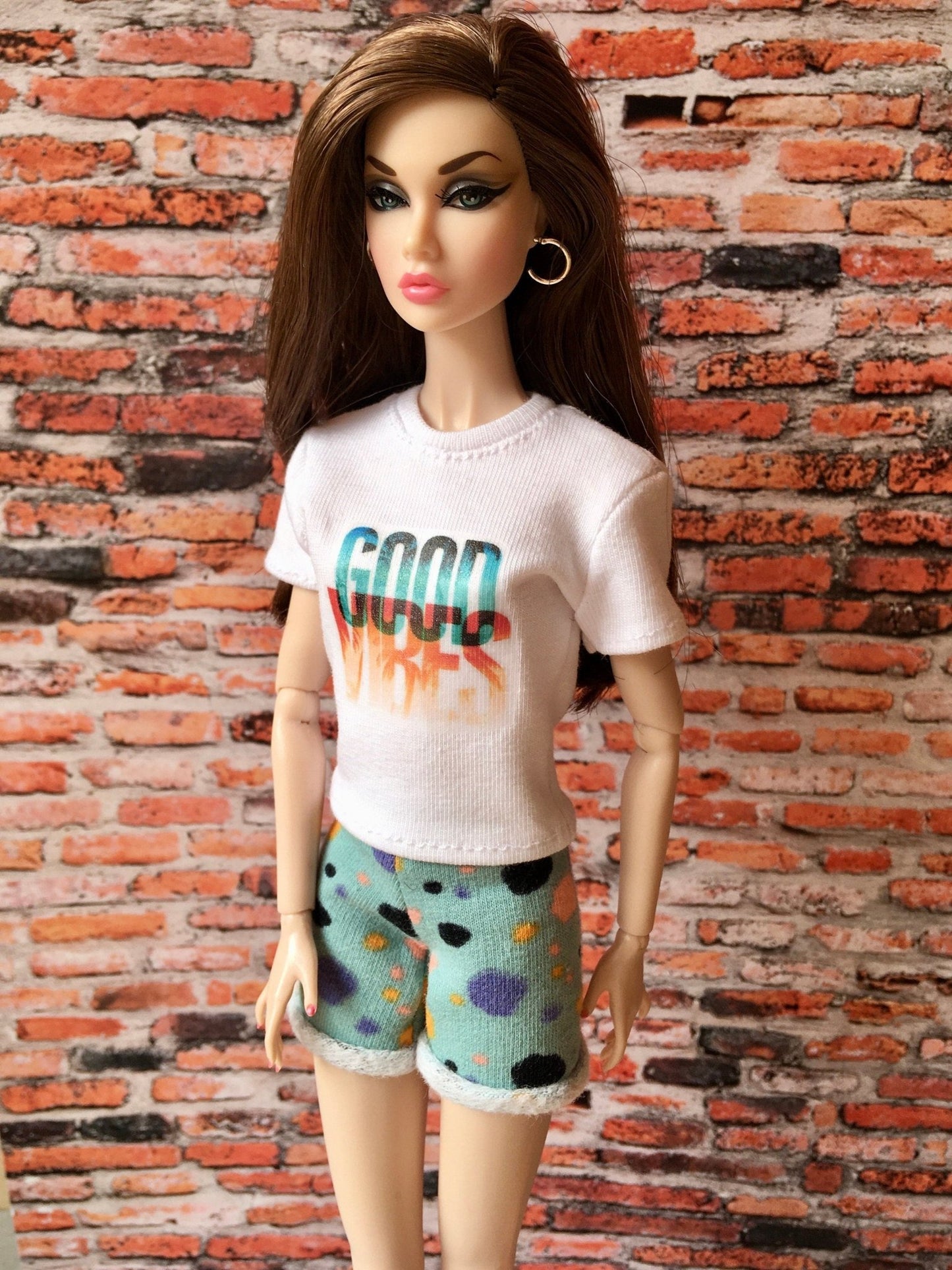 Vital Print T-shirt "good vibes" Design for Poppy Parker Doll, many colors