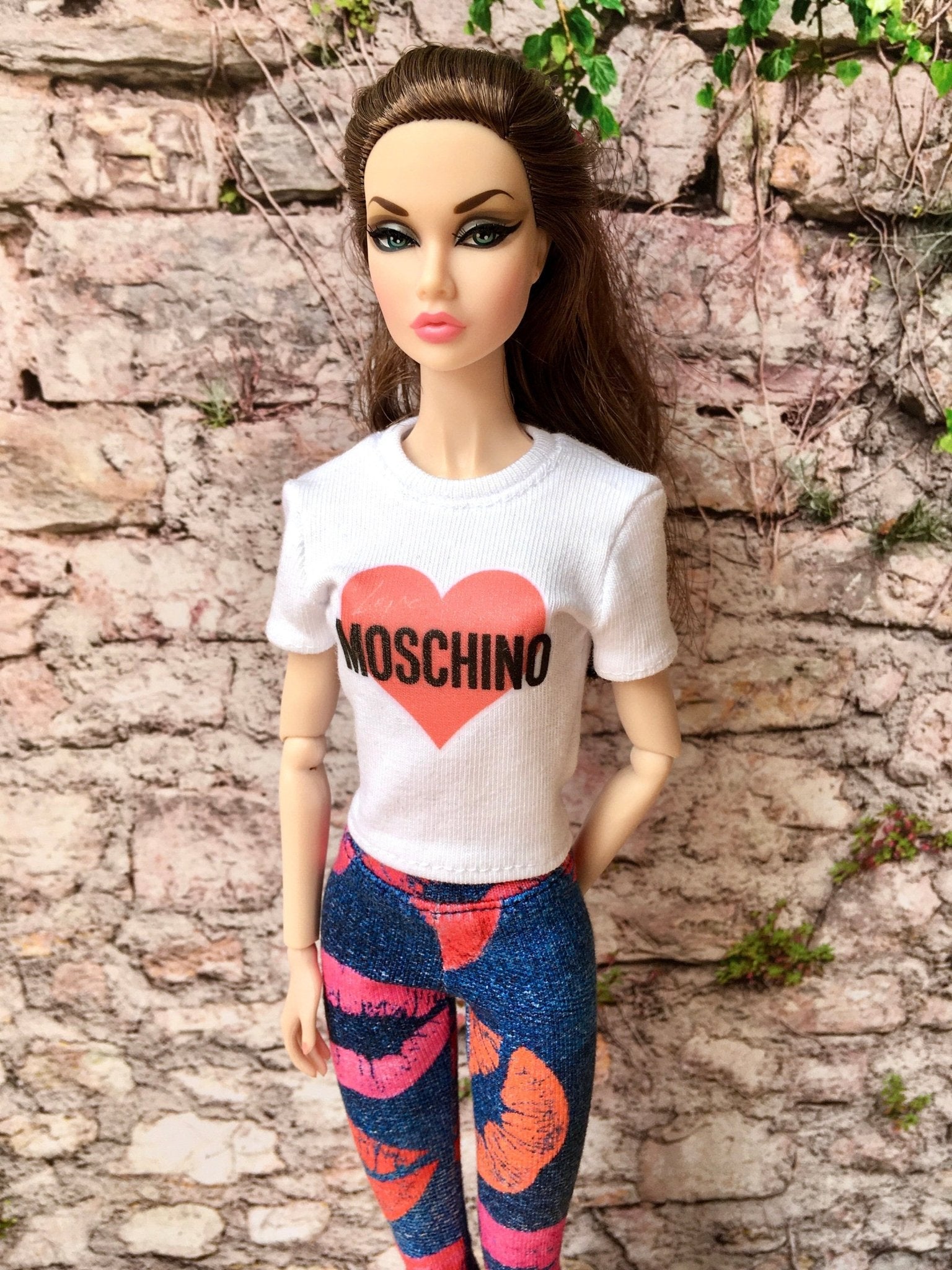 Vital Print T-shirt "Love" Design for Poppy Parker Doll